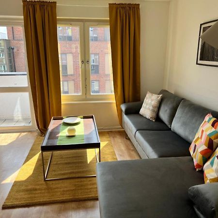 Morden 2 Bedroom Apartment Tower Bridge Лондон Экстерьер фото