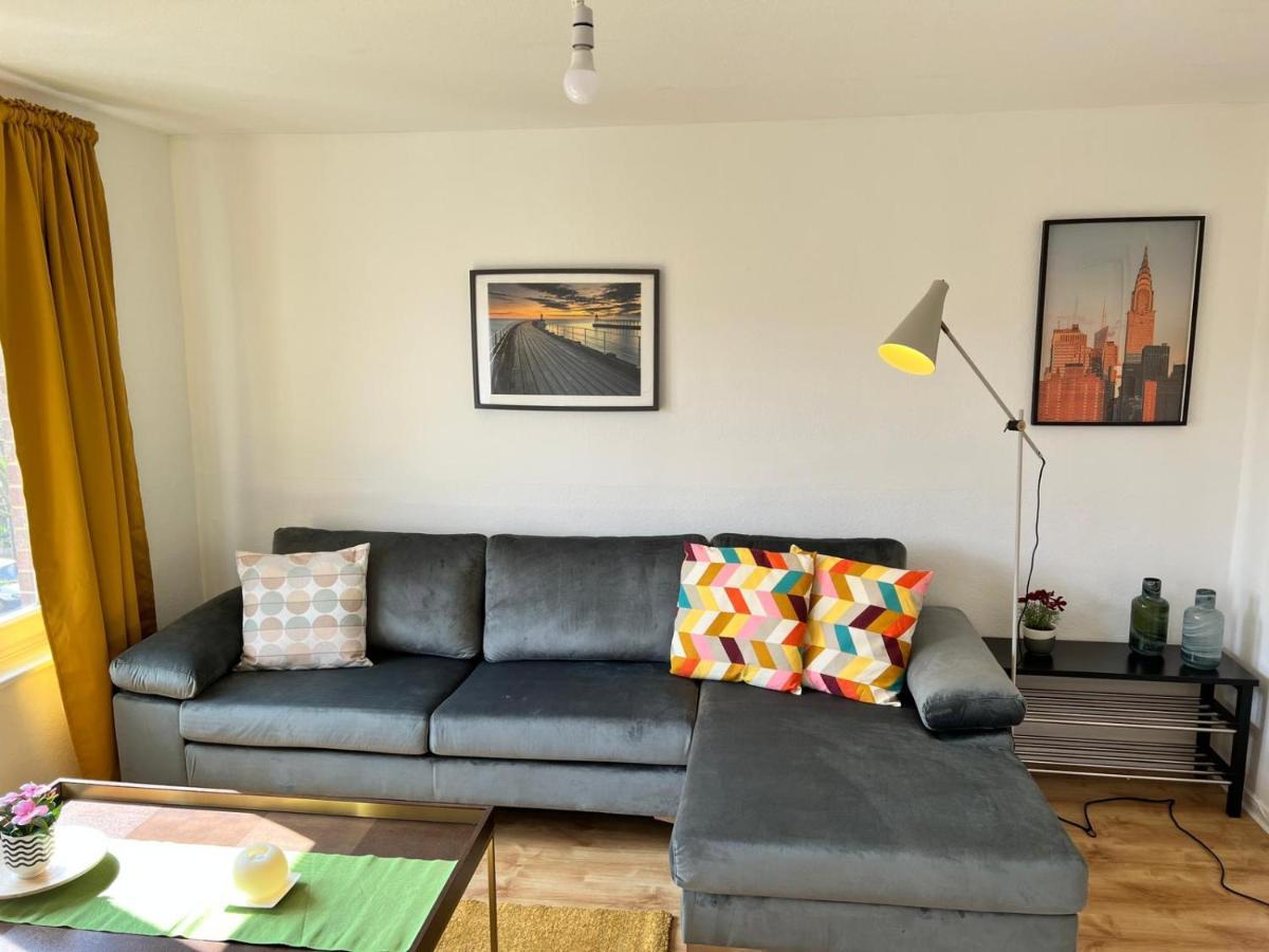 Morden 2 Bedroom Apartment Tower Bridge Лондон Экстерьер фото